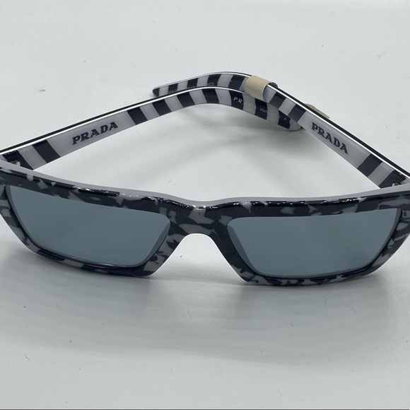 Prada Sunglasses Millenials 4432C2 ‼️100% Authentic, made in Italy 🇮🇹‼️ - Picture 8 of 13
